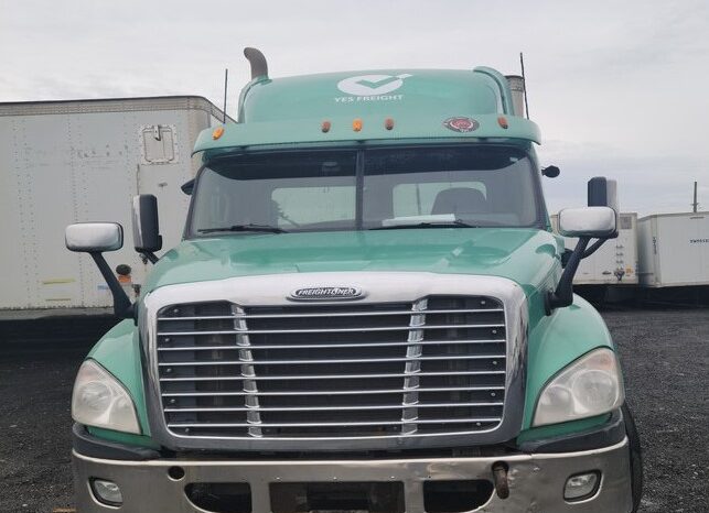 
								Freightliner Cascadia 2014 full									