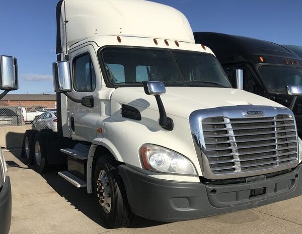 
								Freightliner Cascadia Day Cab 2021 full									