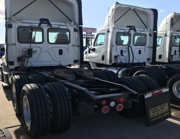 
								Freightliner Cascadia Day Cab 2021 full									