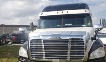 
									Freightliner Cascadia Sleeper 2016 full								