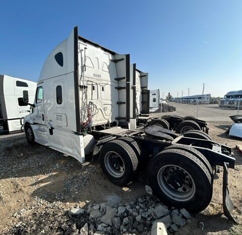 
								Freightliner Cascadia Sleeper 2019 full									