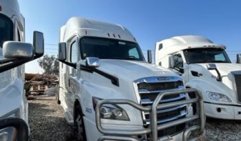 
									Freightliner Cascadia Sleeper 2019 full								