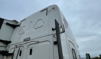 
									Freightliner Cascadia Sleeper 2018 full								