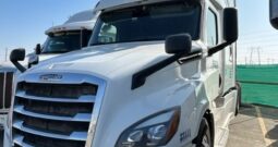 FreightlinerCascadia_N0246(1)