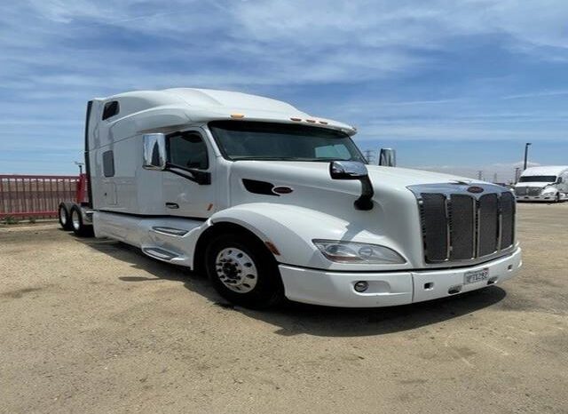 
								Peterbilt 579 Sleeper 2020 full									