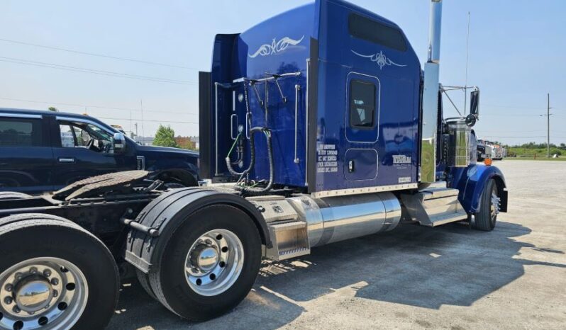 
								Kenworth W900L Diamond 2021 full									